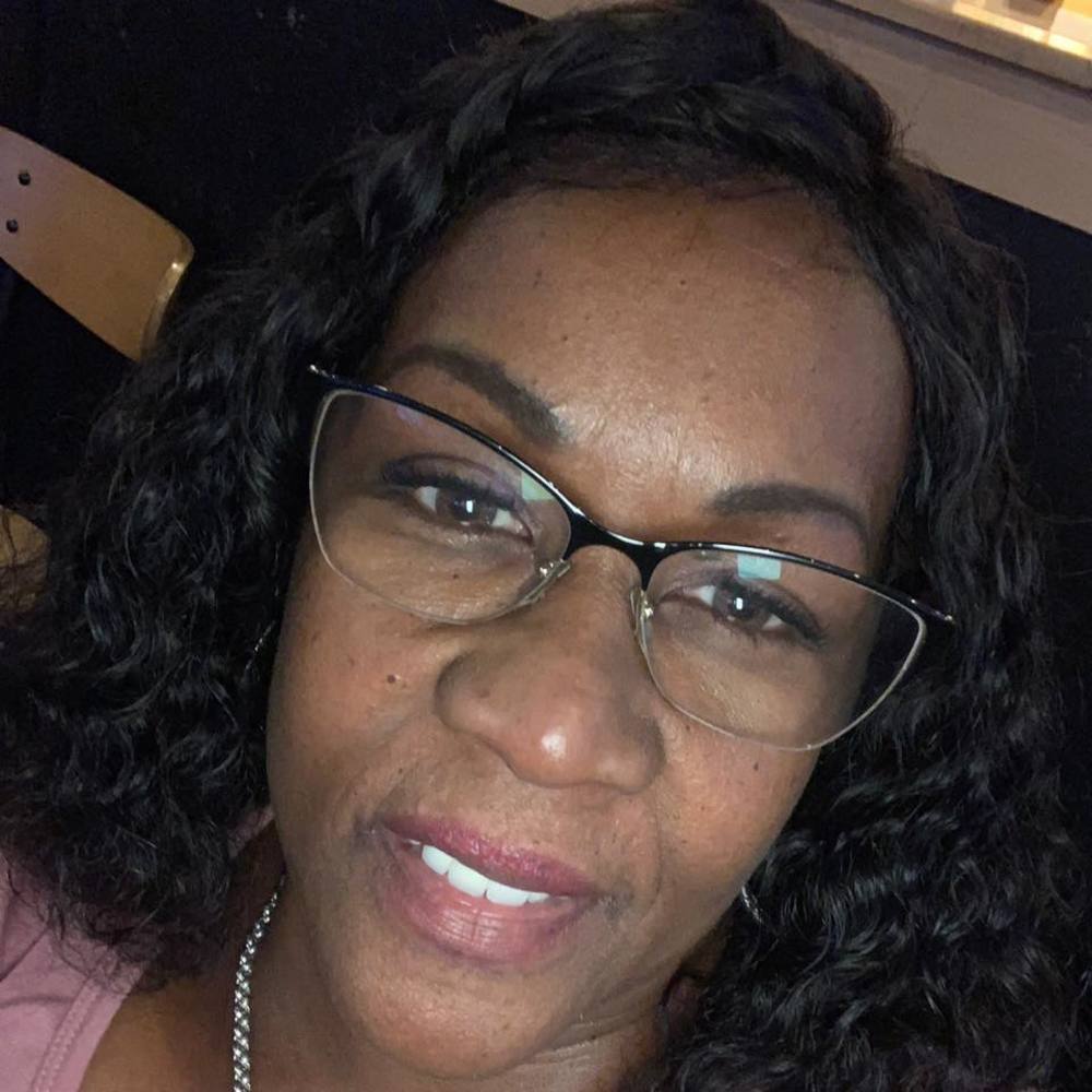 Meet your Posher, Karolyn